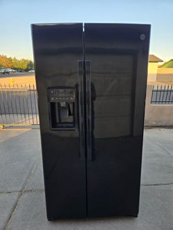 Refrigerator GE Black Color