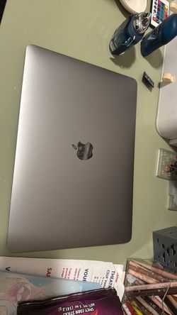 2020 Macbook Macbook Air 13” A2179 Intel - Not powering on -  For parts/repair
