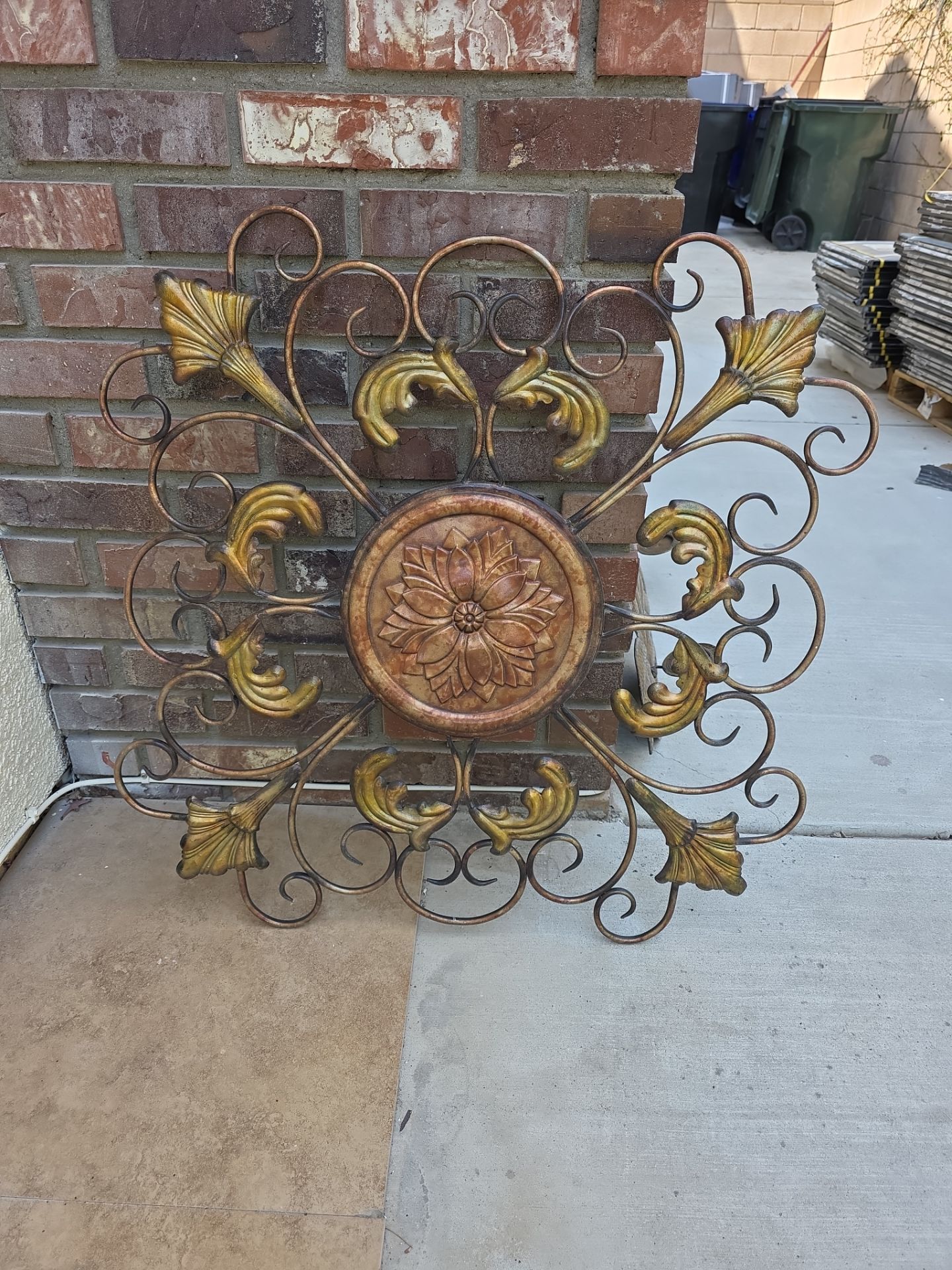 Metal decorations