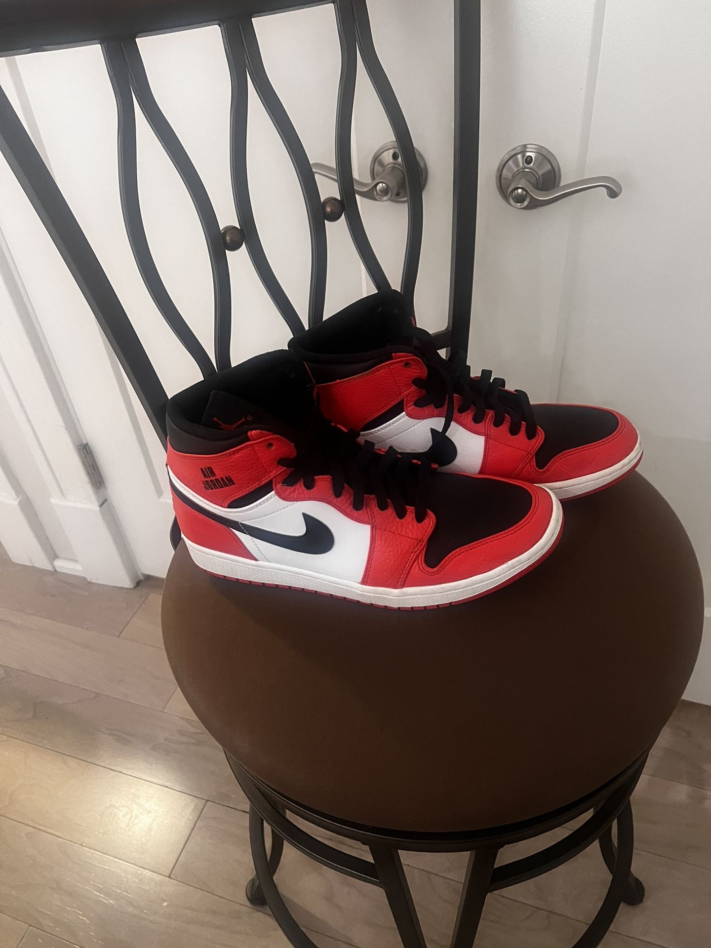 Jordan 1 Retro Rare Air Max