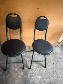 Set of 2 Green Metal Folding Chairs