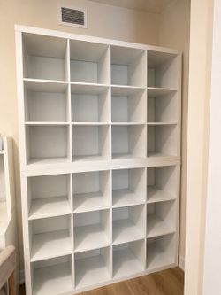 White Shelves