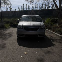 2015 Chrysler Town & Country Touring 