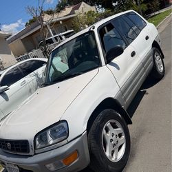 2000 Toyota Rav4