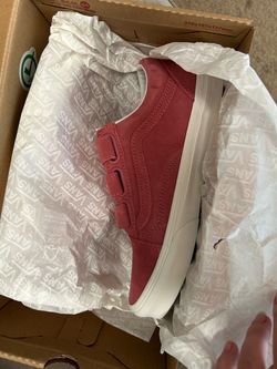 Women’s Rasberry Vans