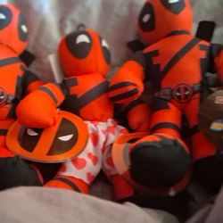 Deadpool (Marvel) Doll 