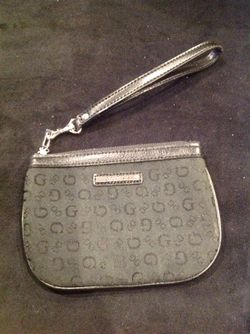 Guess wristlet