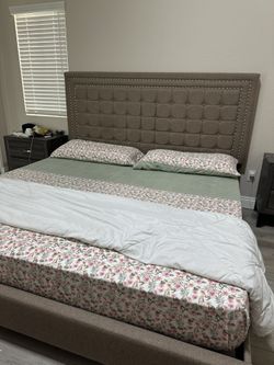 Bed (King size )