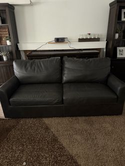 3 sets of couches and it’s has a bed as well