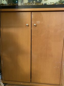 Cabinet for fish tank - 20 gallons