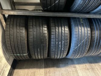 SET OF TIRE 205 60 16 MICHELIN 85% LIFE