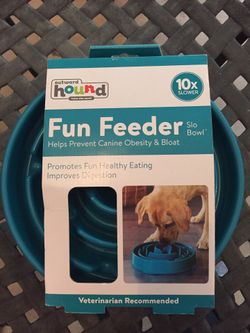 Dog slow feeder dish