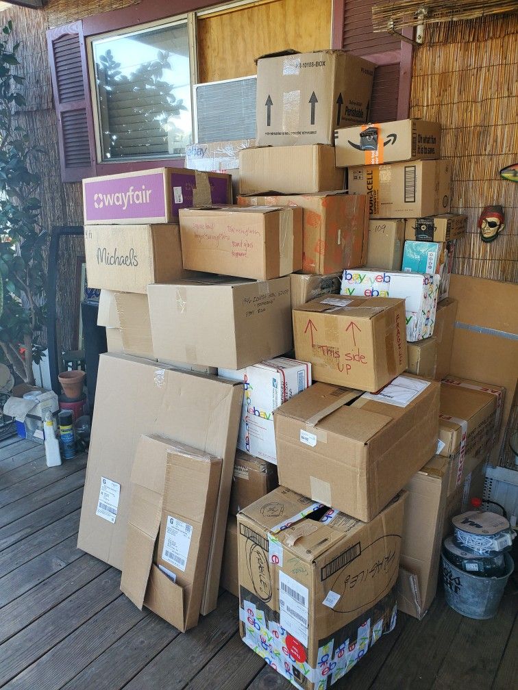 FREE MOVING or SHIPPING BOXES