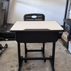 Children’s School Desk And Chair
