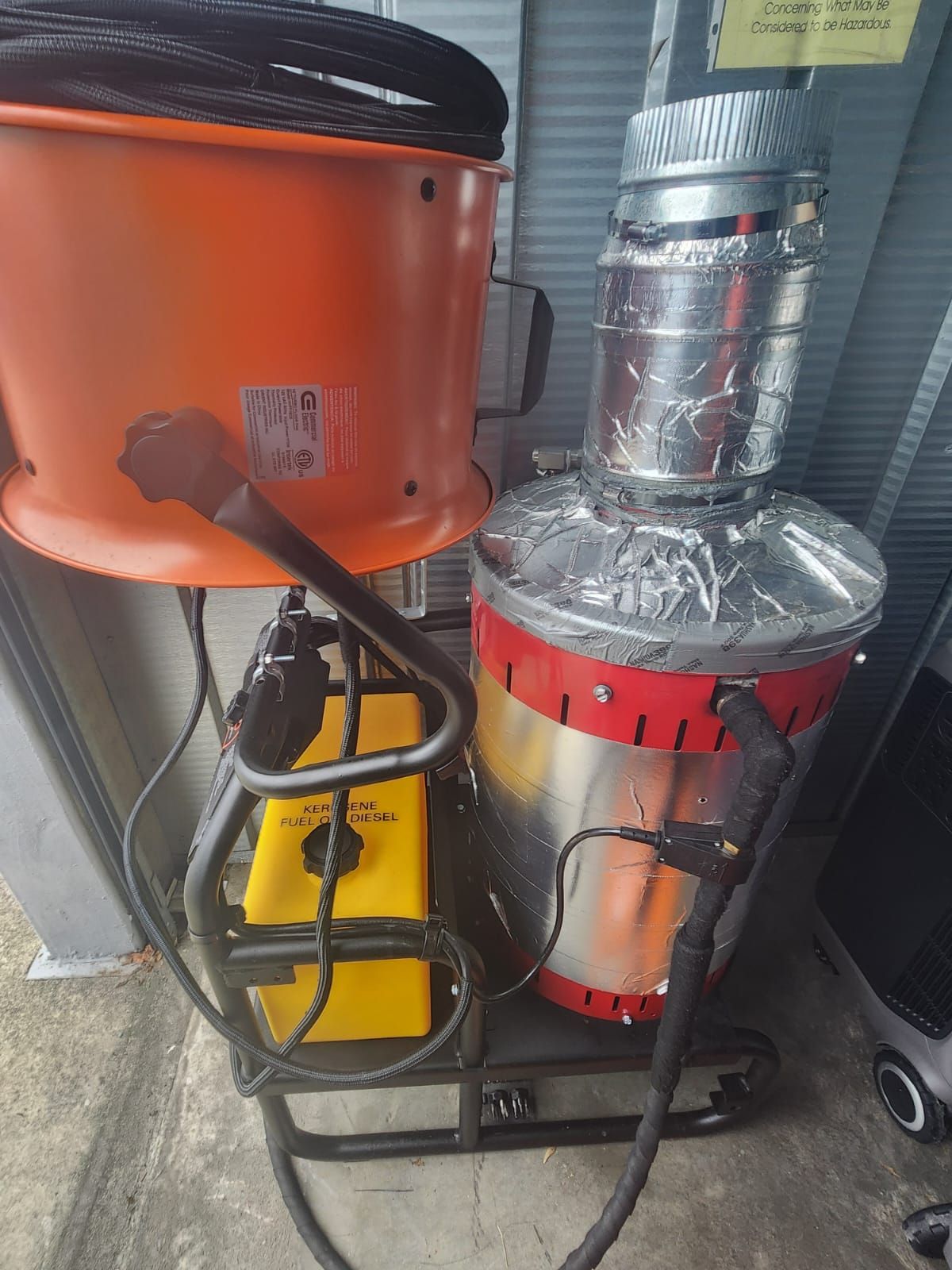 Wet Steam and Hot Water Pressure Washer