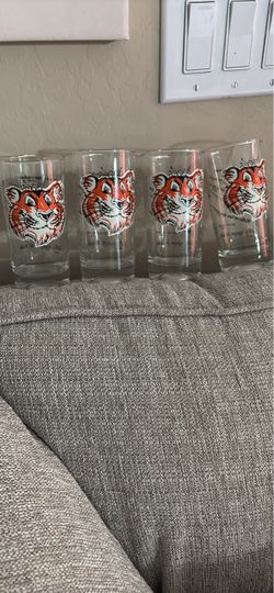 Set of 4 Tiger Graphic Drinking Glasses