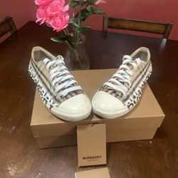 Burberry Shoes
