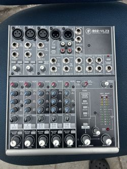 MIXER MACKIE 802-VLZ3