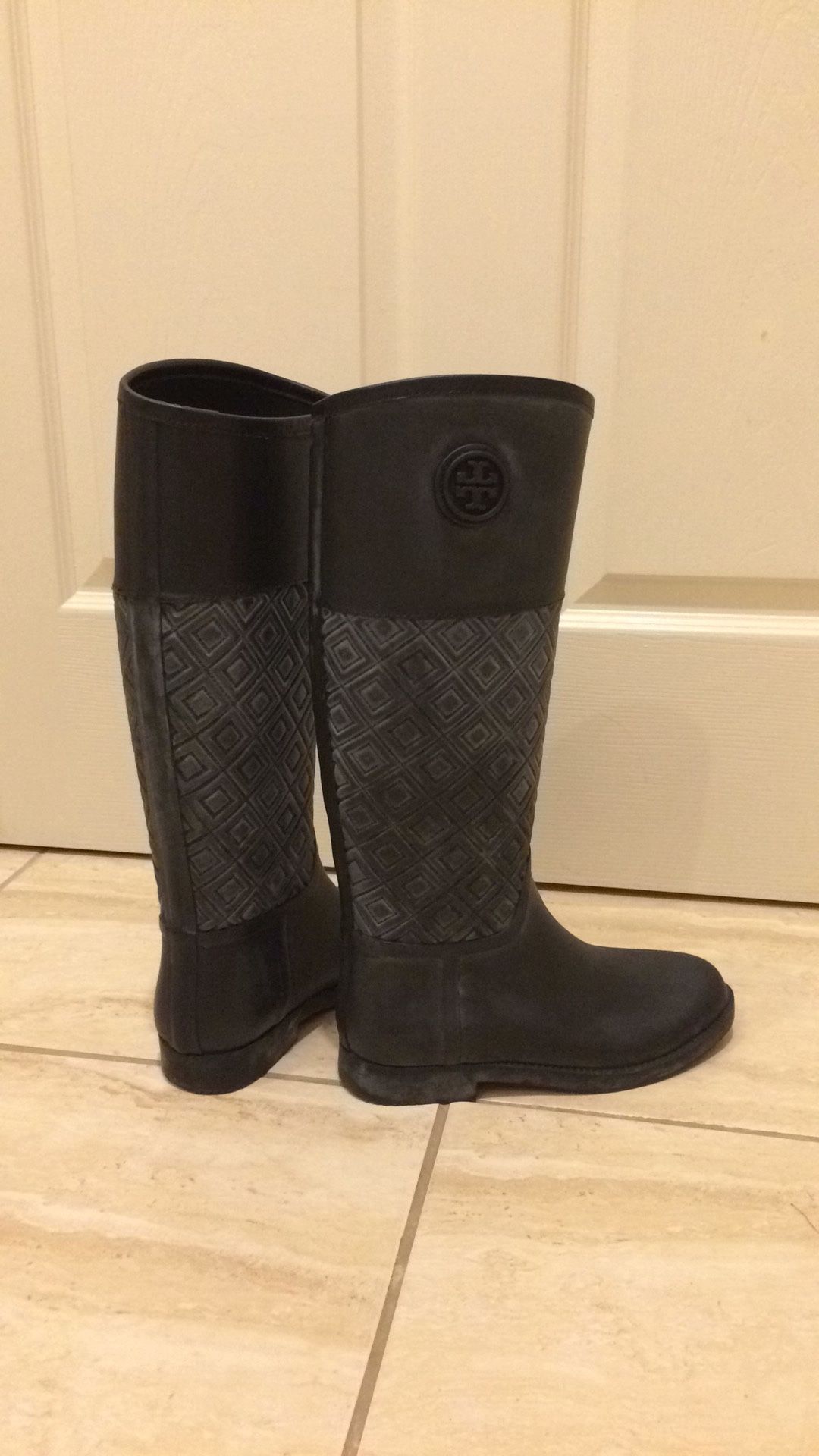 Tory Burch rain boots Size 8