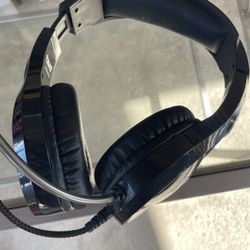 Tzumi game headphones 