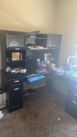 Large desk FREE