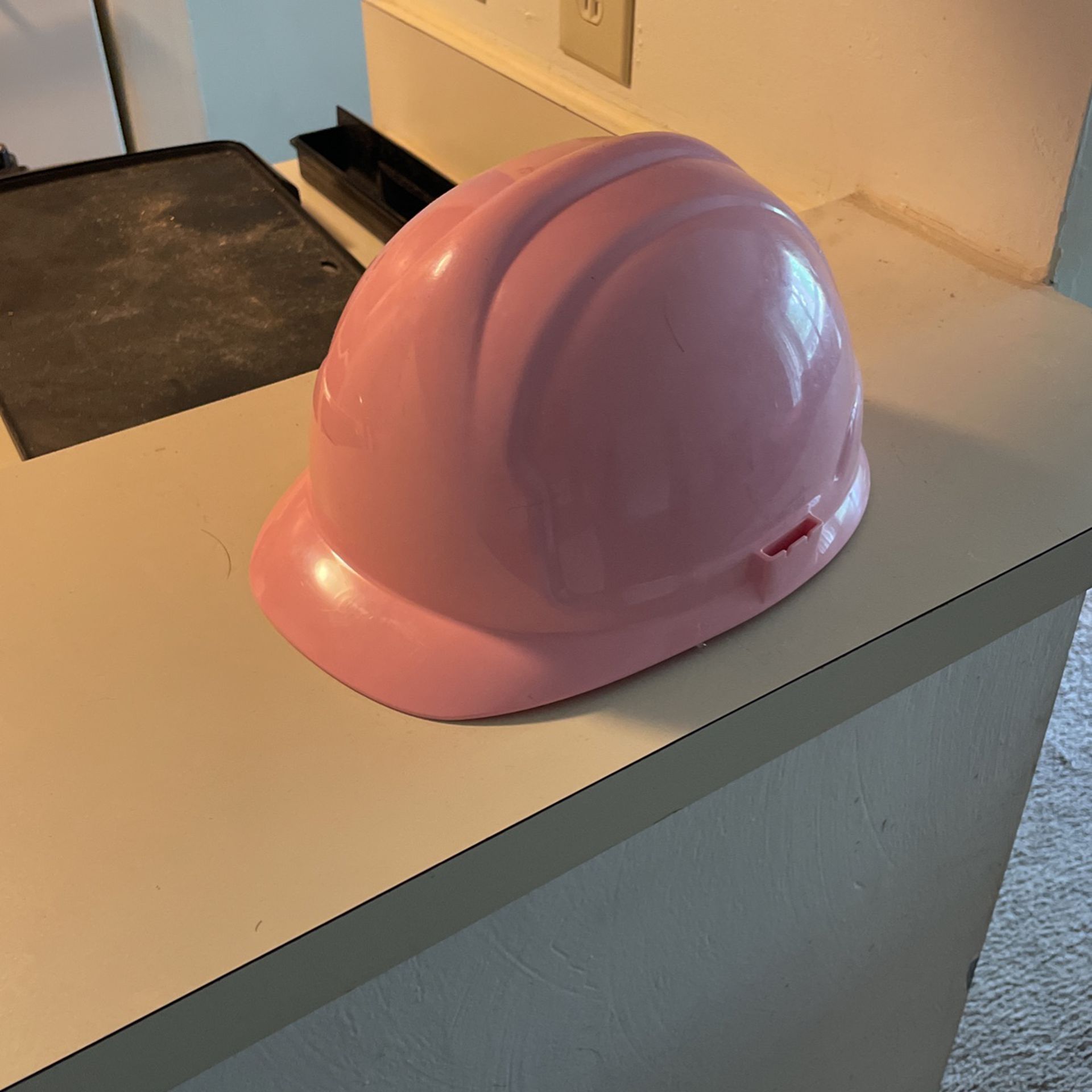 Pink Hard Hat 