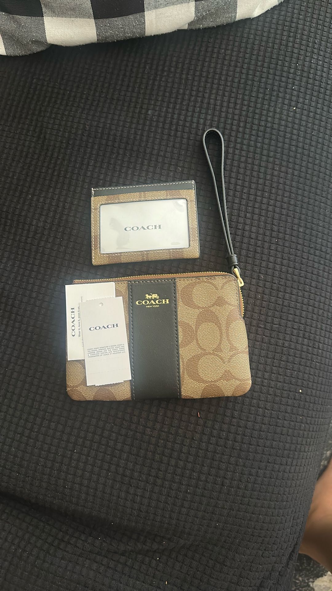 Coach Wristlet And Card Holder