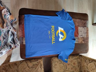 Chargers Nike Tee Size L