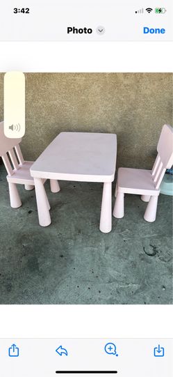 Table with 2chairs