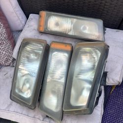 Chevy Silverado 2006 Front Lights 