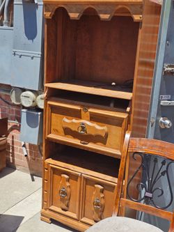 Curio cabinet