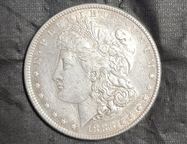 1886 MORGAN SILVER DOLLAR 90% $1 COIN US