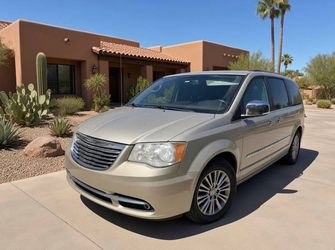 2014  Chrysler Town and Country
