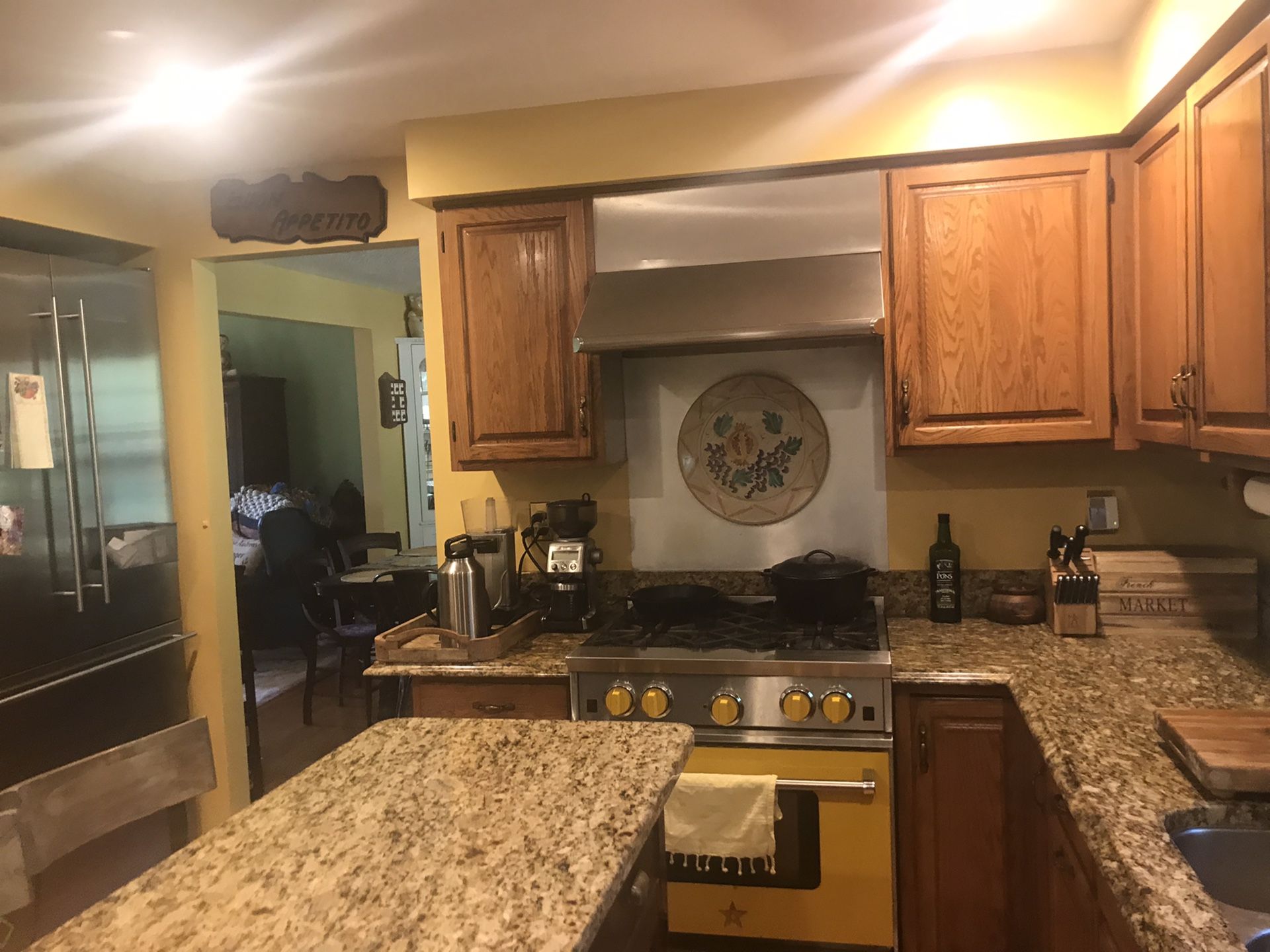 Selling complete oak kitchen cabinet plus granite counter