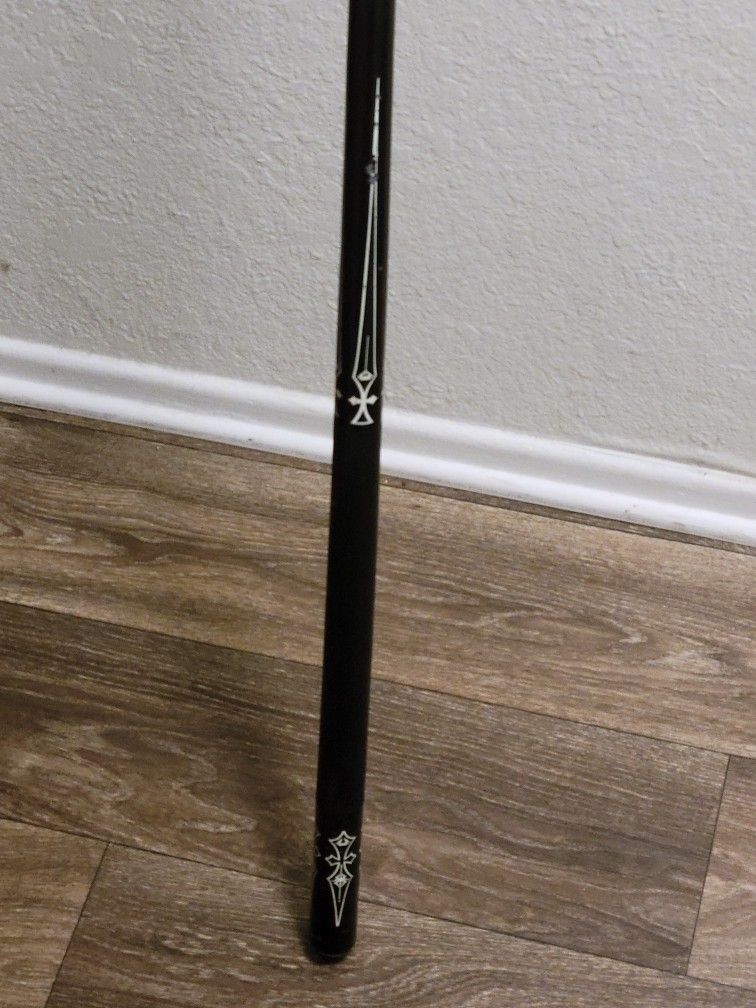 McDermott Lucky L16 Billiards pool cue