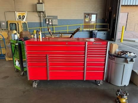Snap On Tool Box 72x30