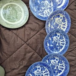 Vintage Blue Willow Japan Flow Blue Medium Plate / Saucer - 9.25 Inch Set of 3