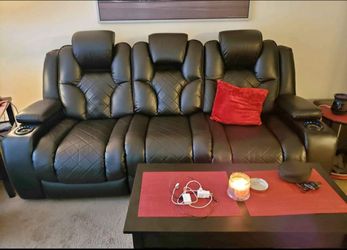 Power recliner couch
