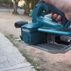 Makita Saw 