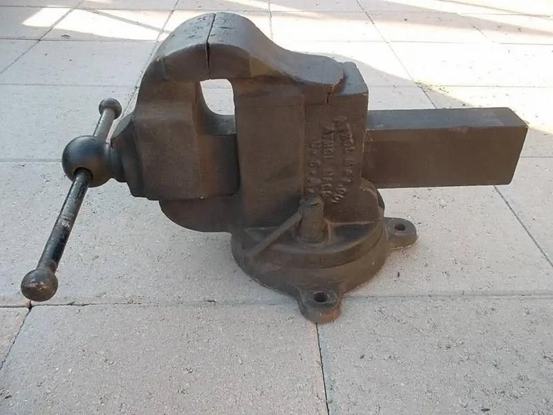 Athol Model 644 1/2" Bench Vise Vice