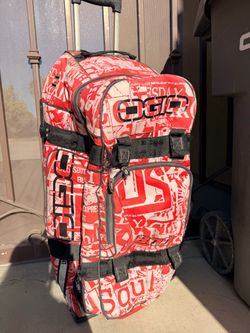 Motorsport roller gear bag