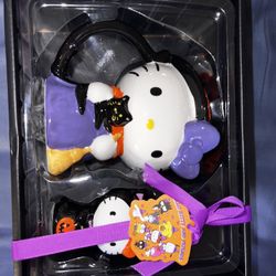 Hello Kitty Mug & Figurine