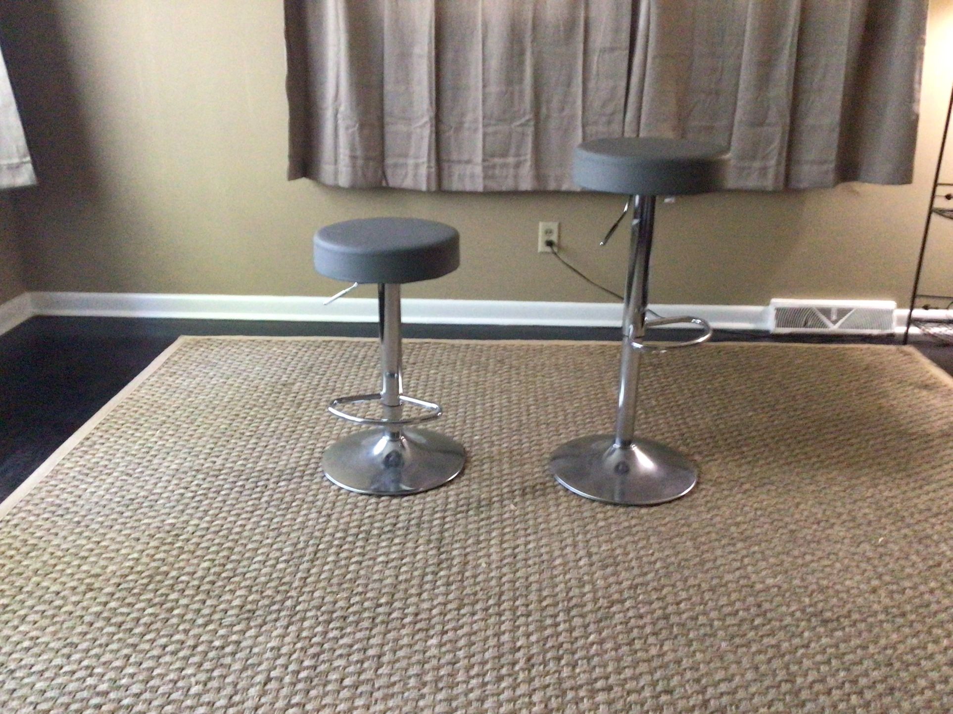 Bar Stools (adjustable)