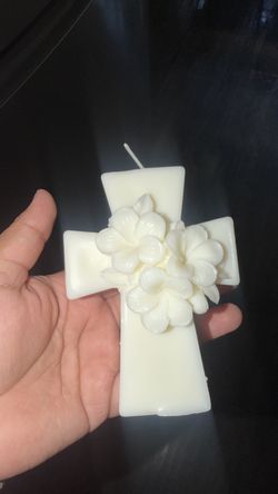 White Cross Candle with Floral Detail
