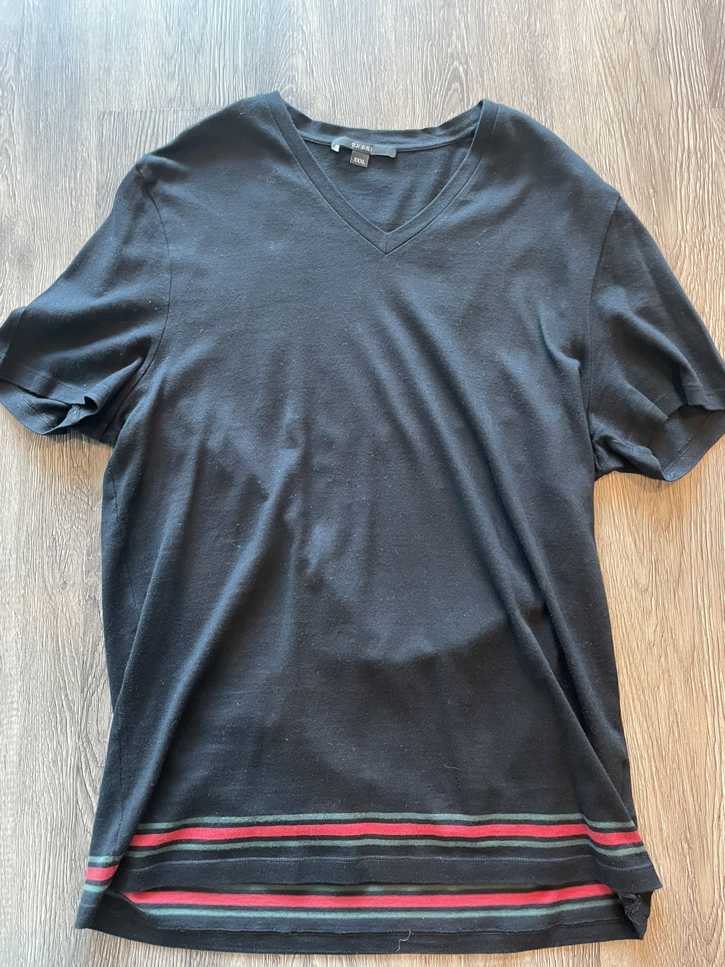 Black Gucci V-neck T-shirt 