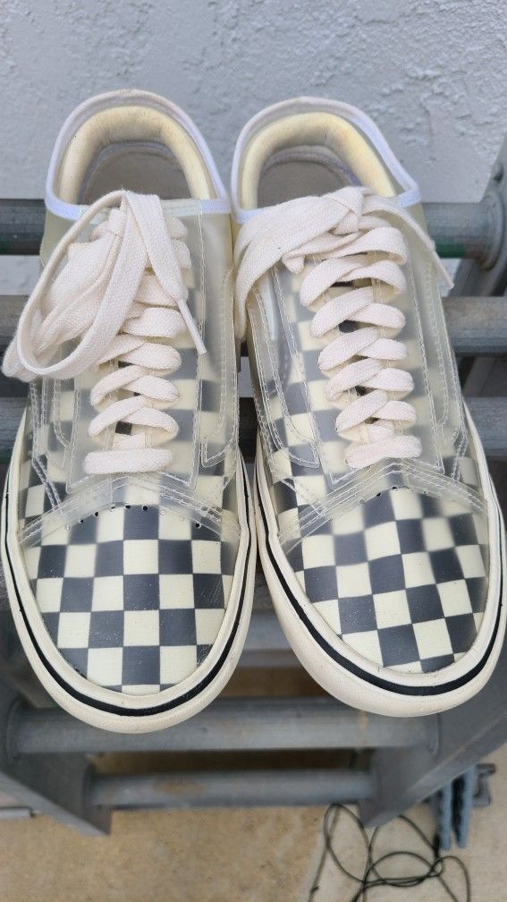 Checkered Van's