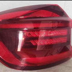 2018 2019 2020 2021 BMW X3 LEFT SIDE OUTER QUARTER PANEL TAILLIGHT OEM