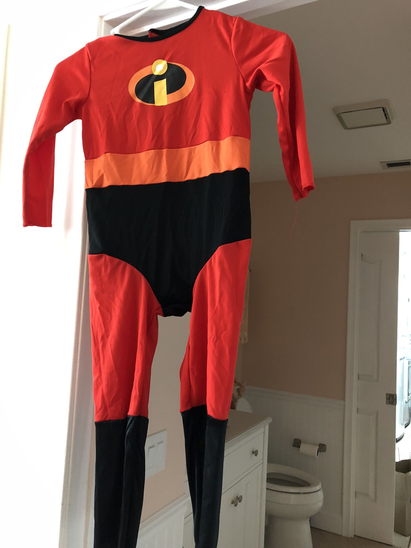 Incredible Halloween Costumes Size 4