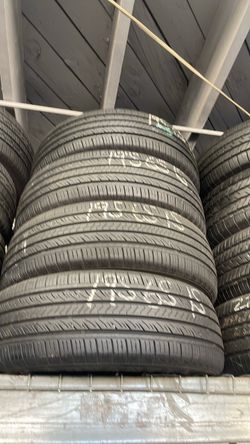 195/65R15 marca Advanta usadas con 75% de vida