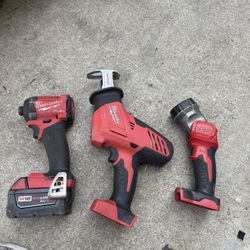 MILWAUKEE TOOLS M-18 HAWZALL SEMINEW M-18 IMPACT MILWAUKEE FUEL DRILL M-18 LIGHT EVERYTHING WORKS FINE $240